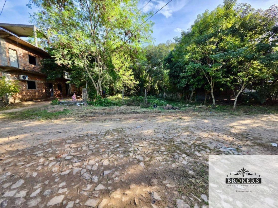Vendo Amplio Terreno De 480 m2 En Limpio - Barrio Anahí