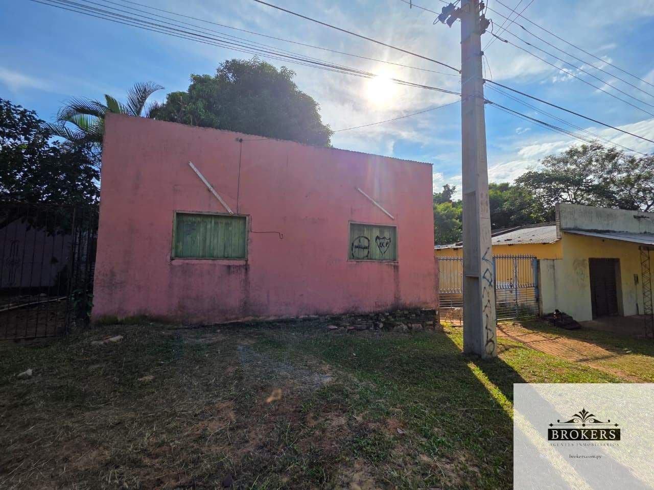 Terreno Con Casita En La Ciudad De Limpio — foto 3