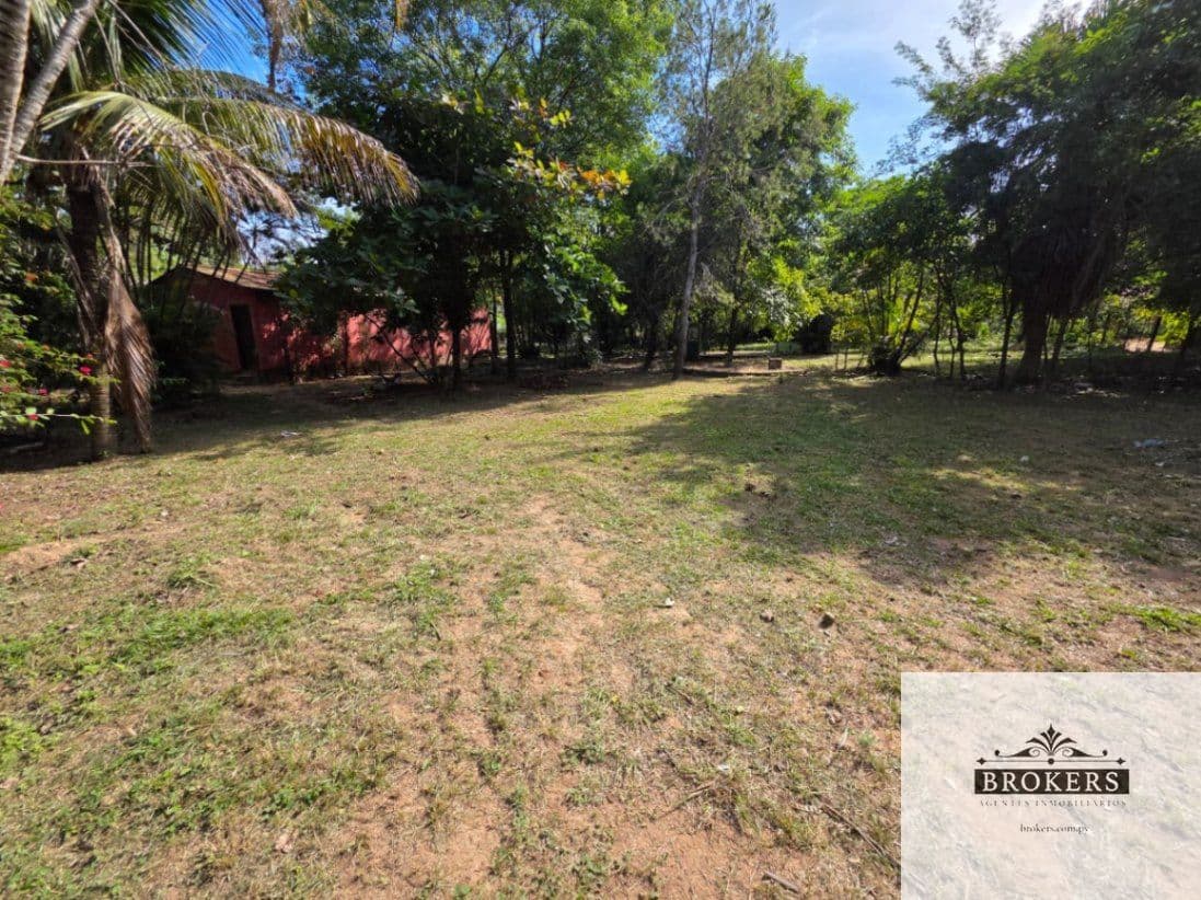 Amplio Terreno De 3.200 m2. En La Ciudad De Limpio — foto 3