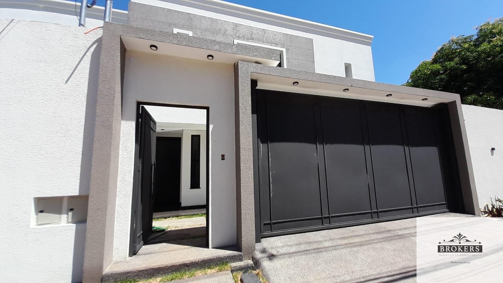 Duplex De 3 Suites Con Piscina En Barrio Mburucuya, foto 2