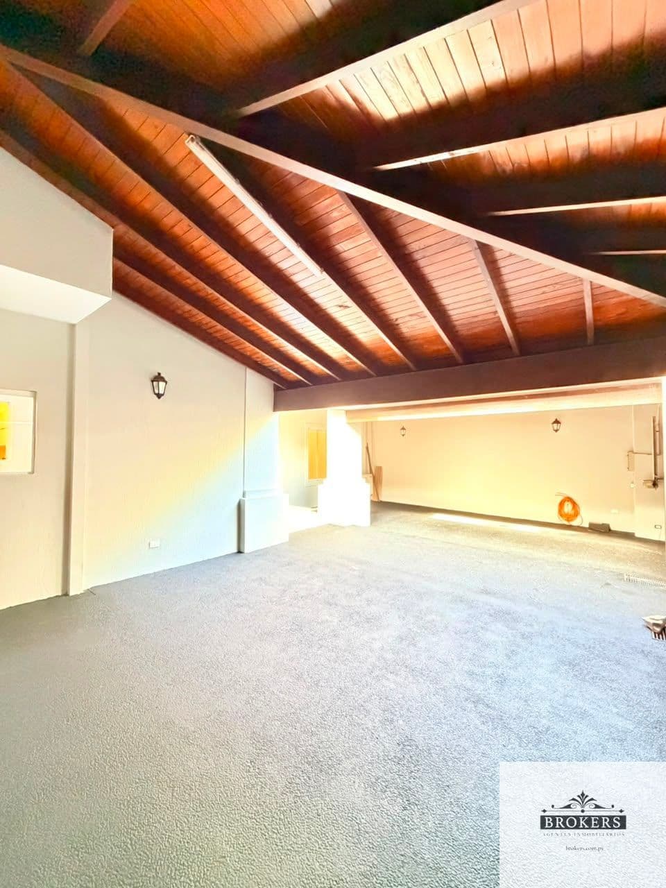 Hermosa Casa De 3 Suites Con Piscina En Barrio Mburucuyá, foto 3