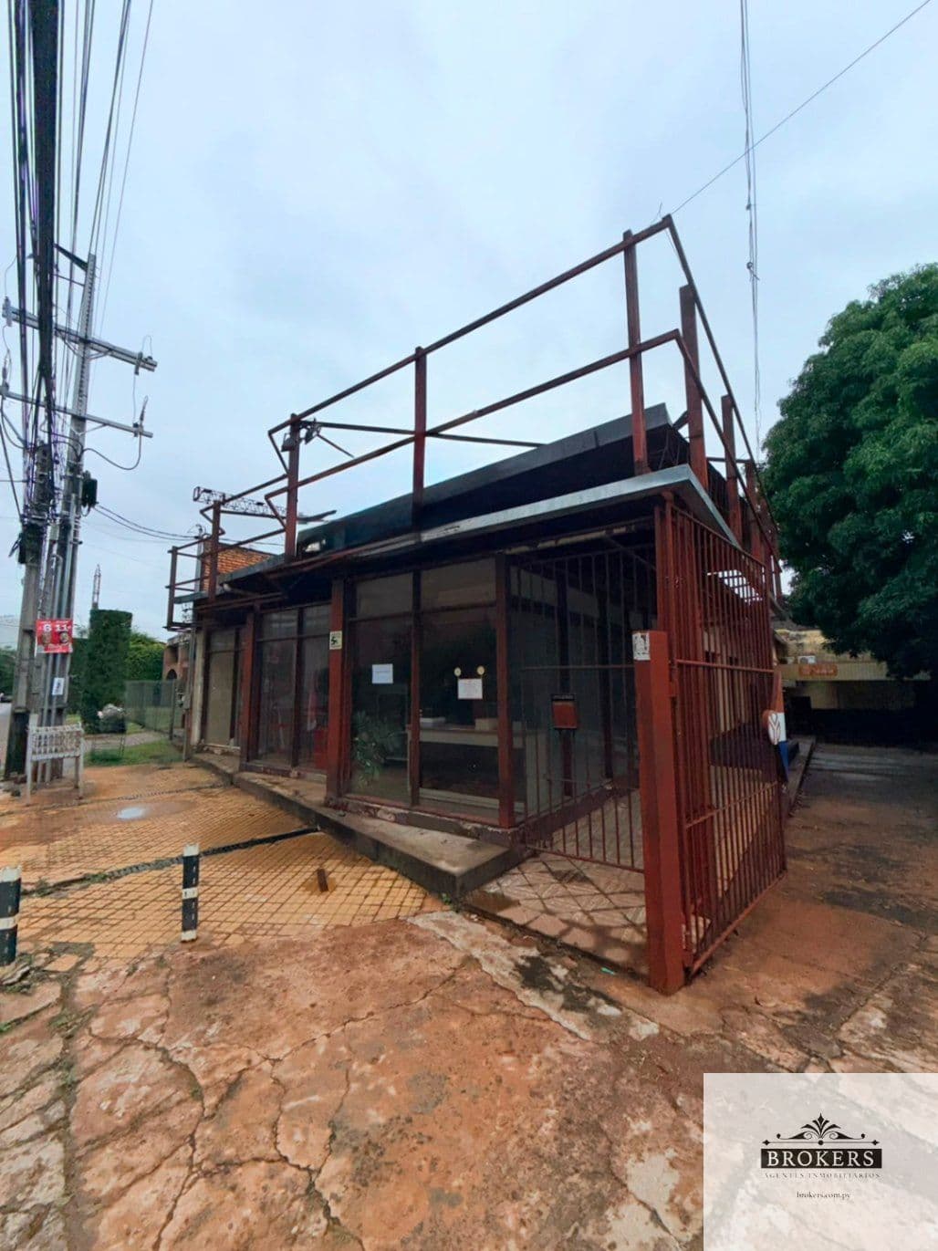 Local Comercial Para Oficina o Rubro Gastronómico En Villa Morra — foto 3
