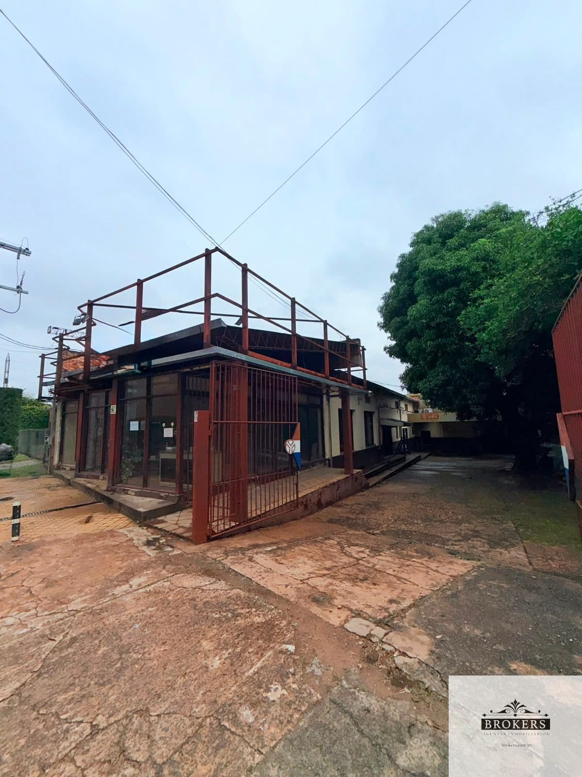 Alquilo Local Comercial Para Oficina o Rubro Gastronómico En Villa Morra