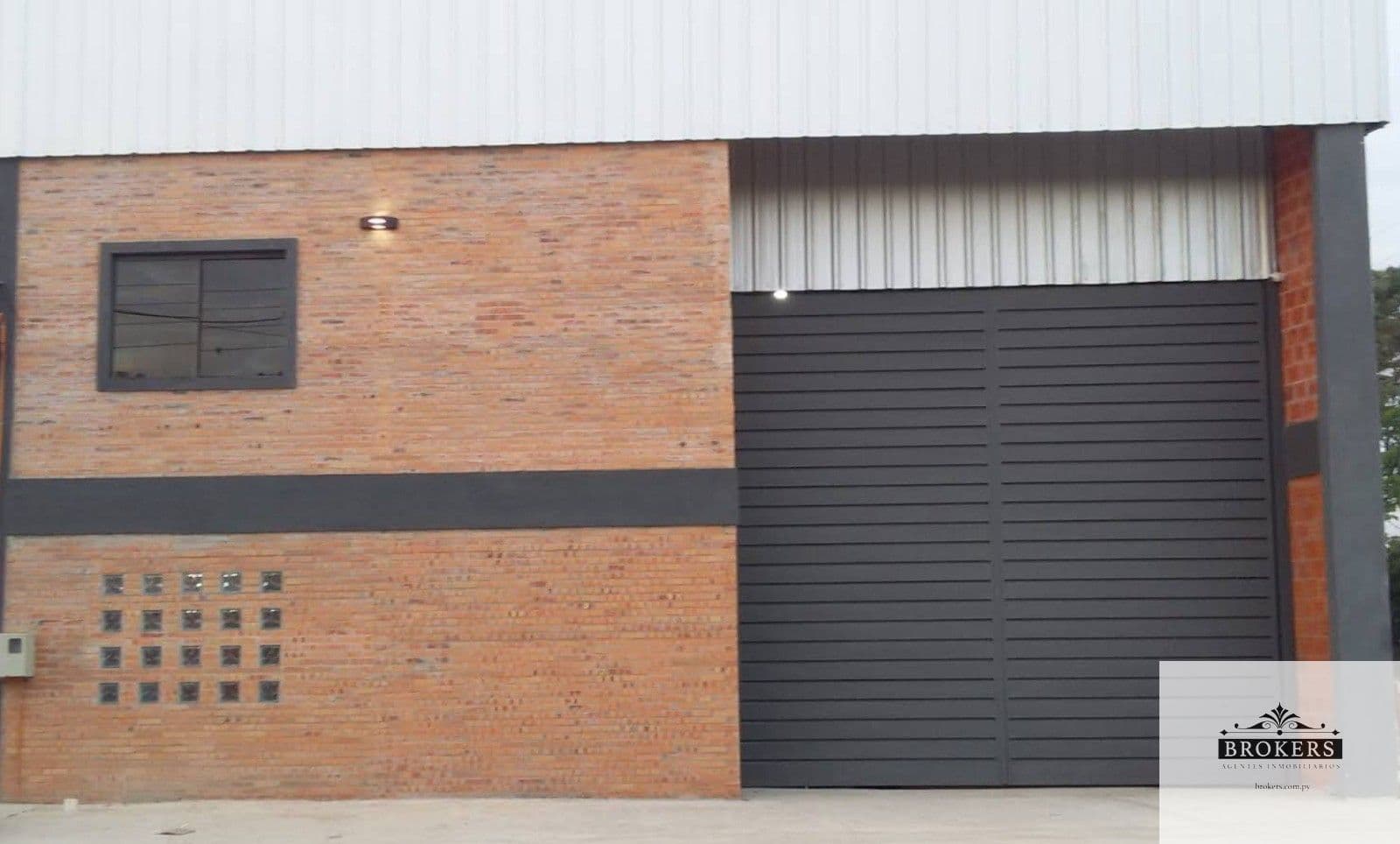 Depósito en alquiler de 314m2 ubicado en Mariano Roque Alonso — foto 4