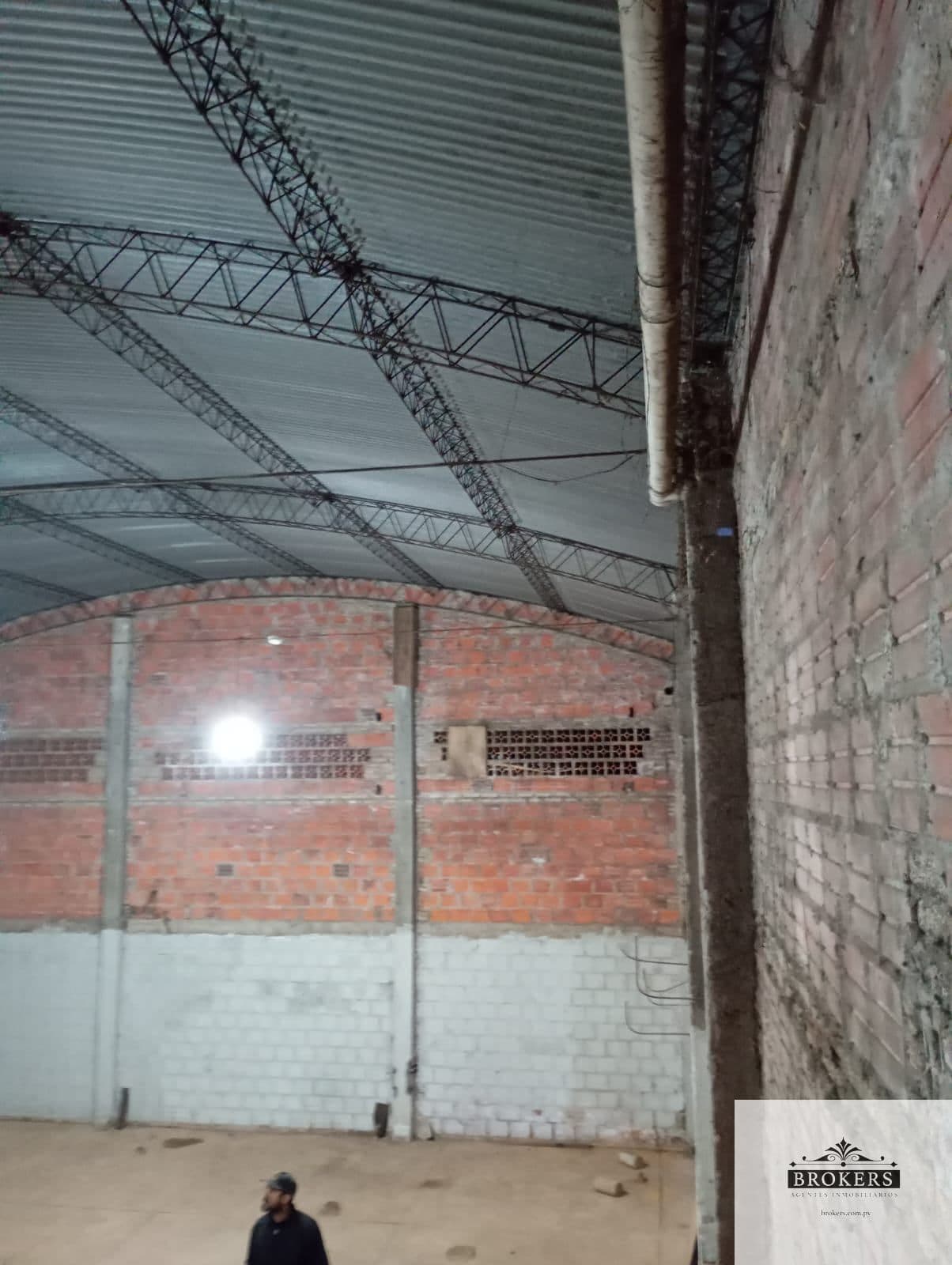 Depósito en alquiler de 480m2 ubicado en Mariano Roque Alonso — foto 4