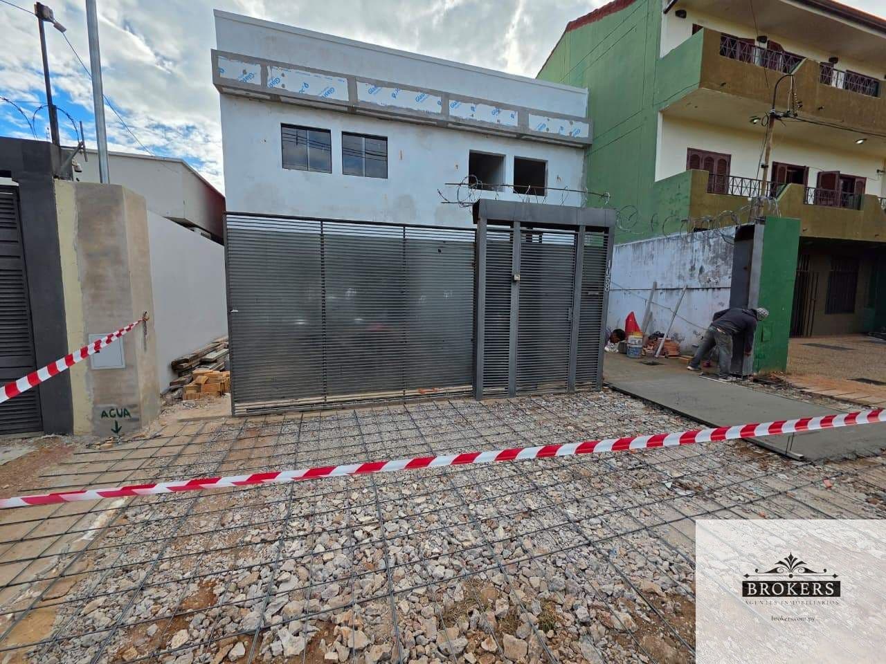 Duplex De 3 Suites Con Area de Servicio y Piscina En Zona Seminario — foto 2