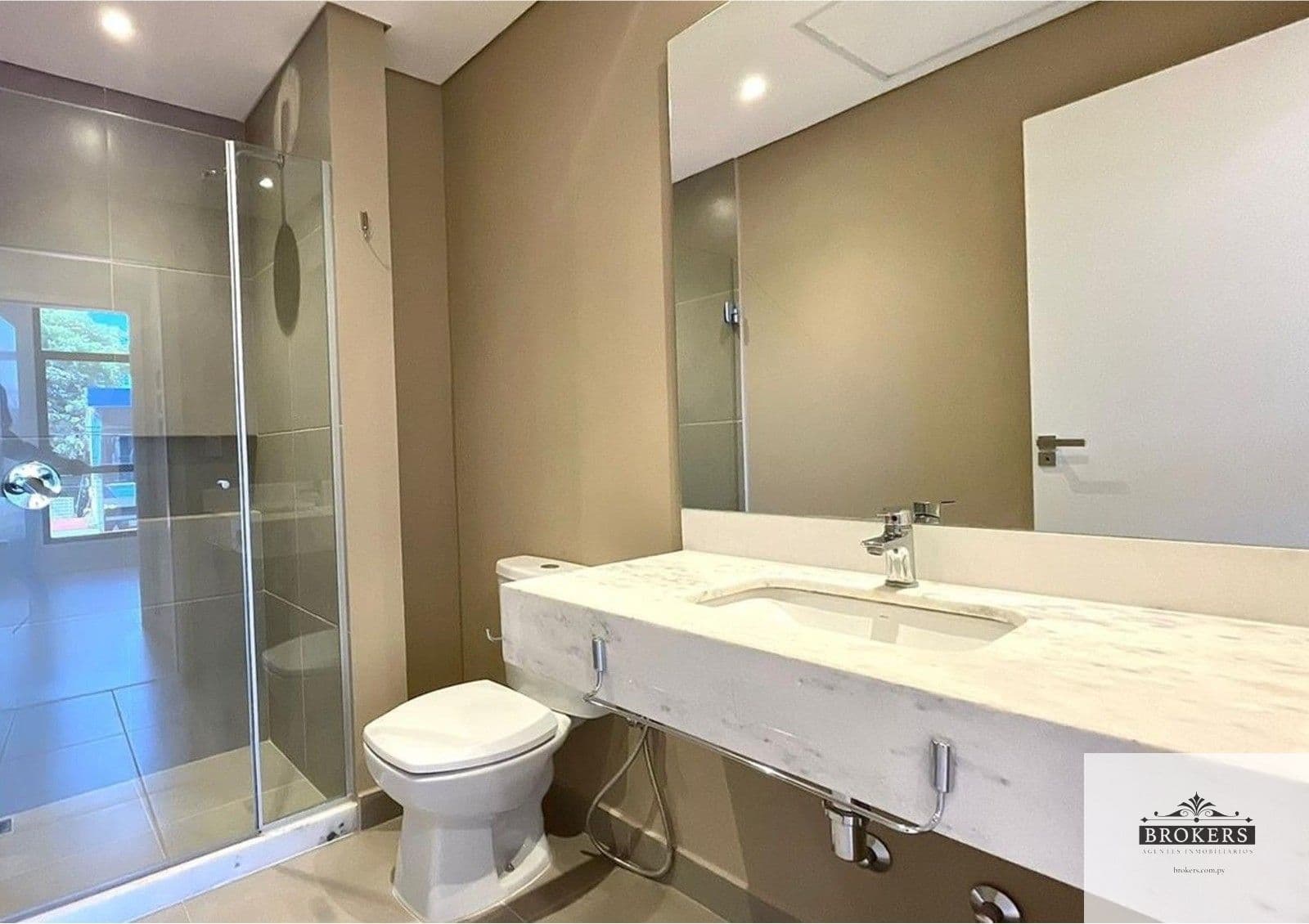 Departamento 2 dormit en alquiler c/ cochera en La Recoleta, foto 4