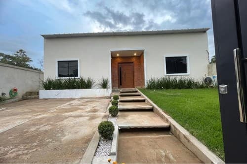 Casa en lambare en barrio mbachio, foto 3