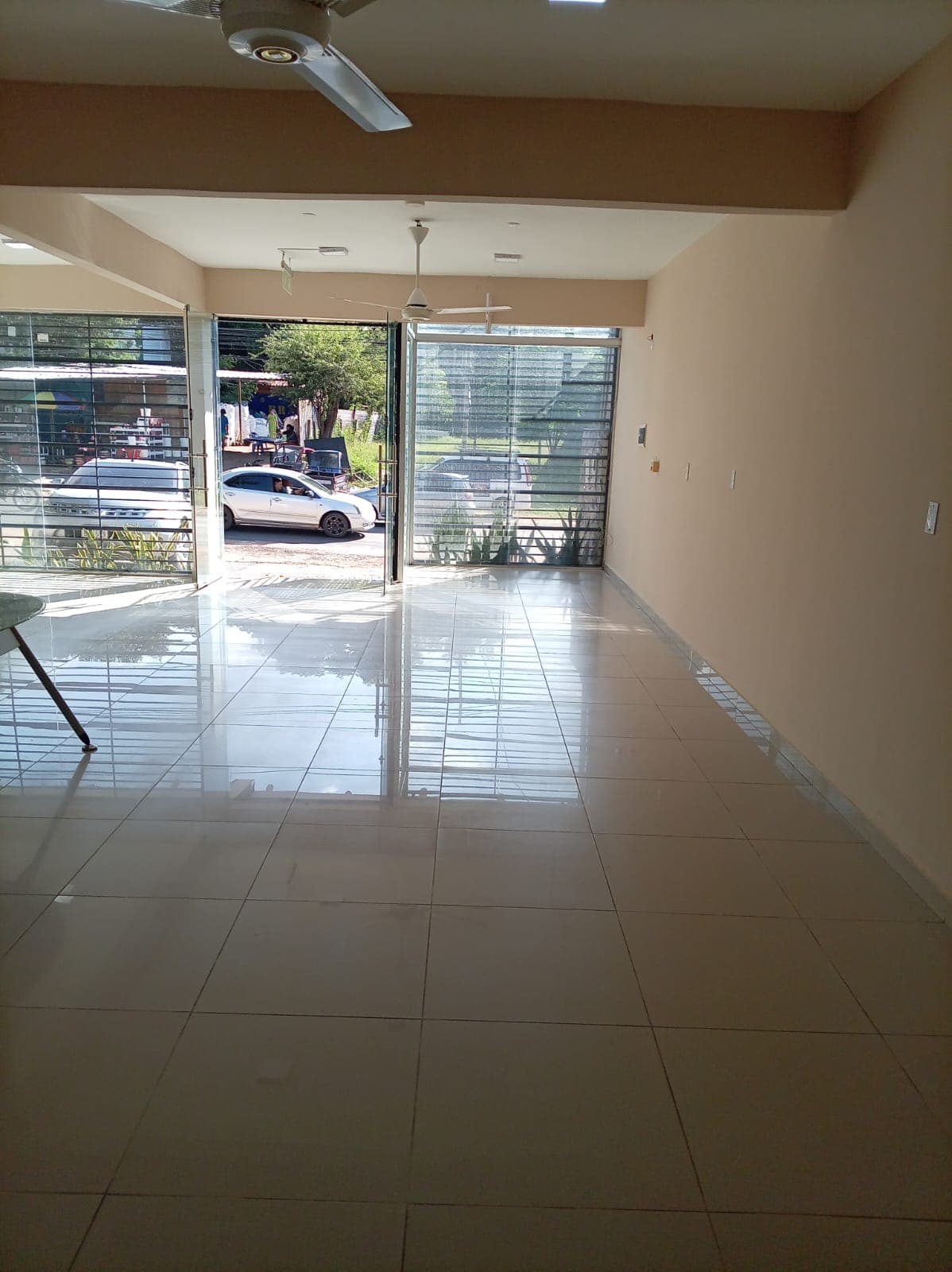 En Alquiler Local Comercial Sobre Ruta Luque Limpio, foto 3