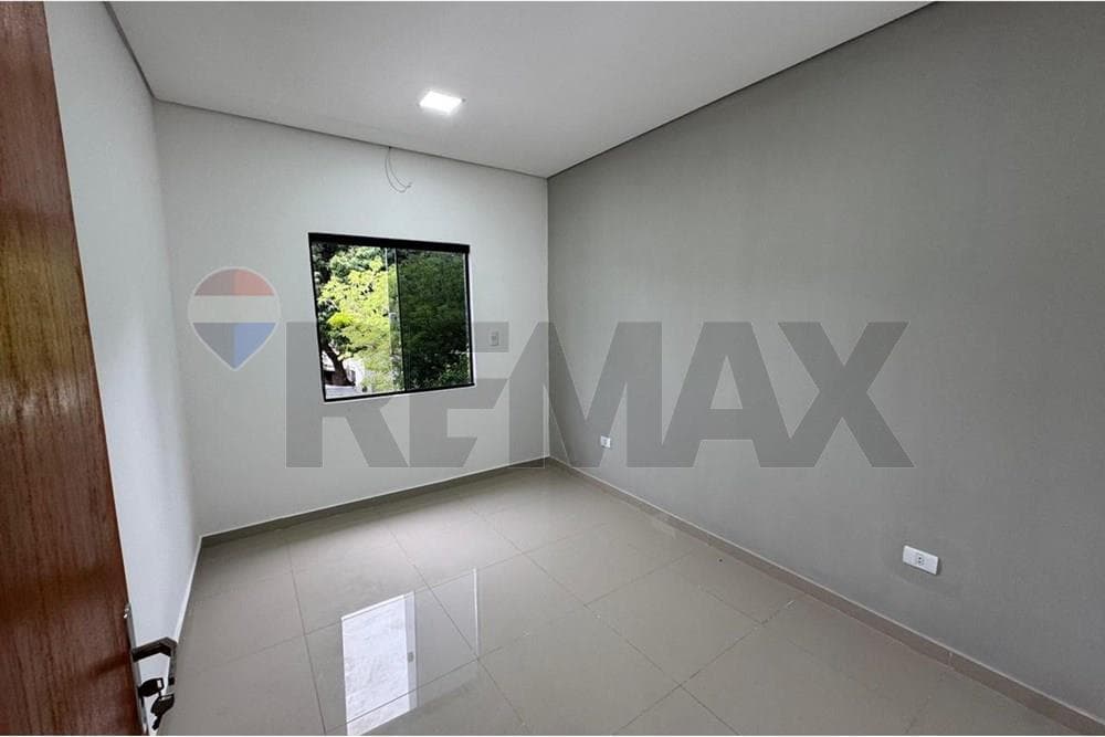 Dúplex en venta - Fernando de la Mora, foto 5