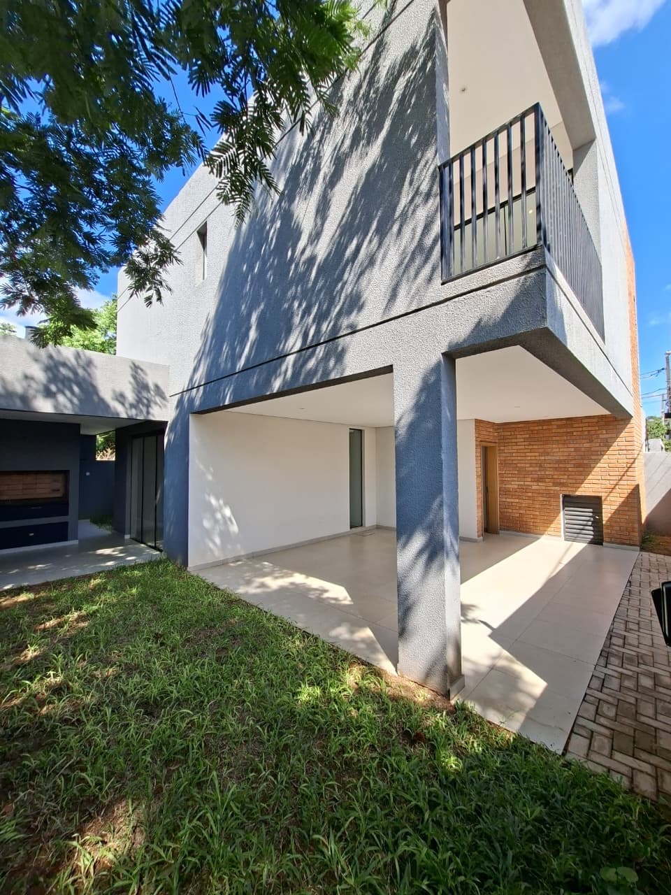 Duplex a estrenar en Luque- zona jardín de oro — foto 1