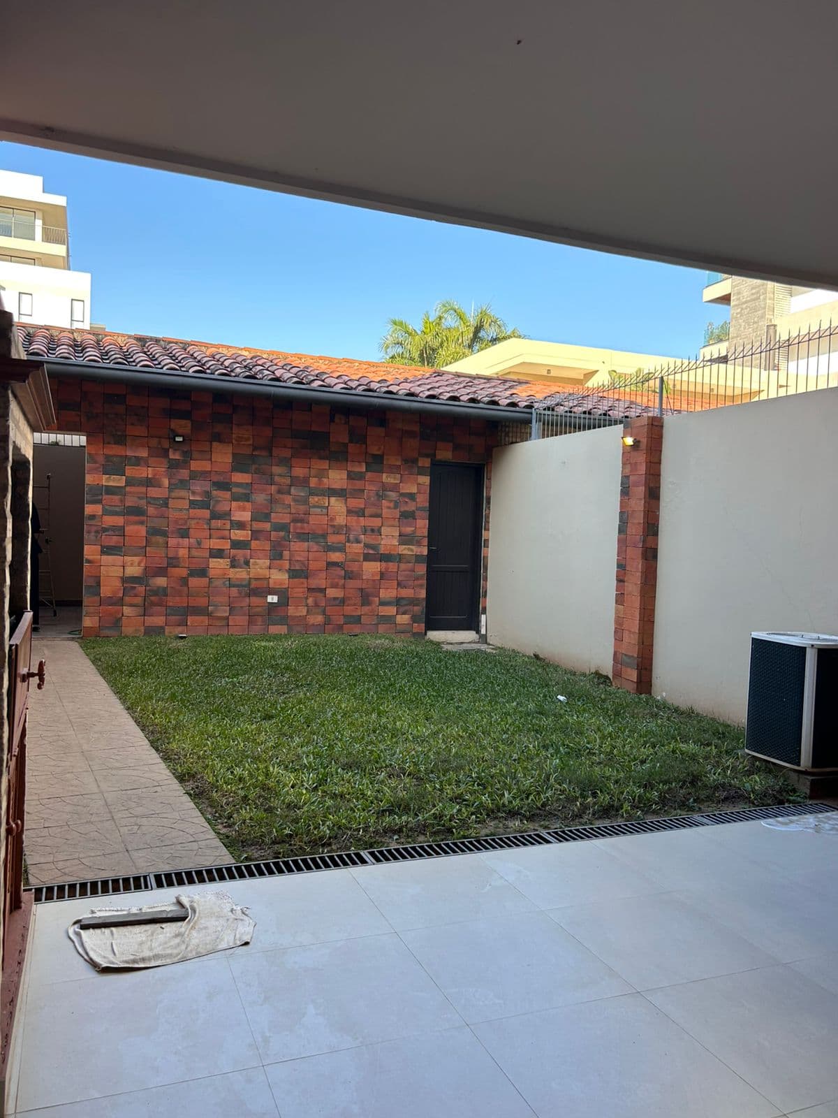 Duplex en bo. Ycua sati, foto 4