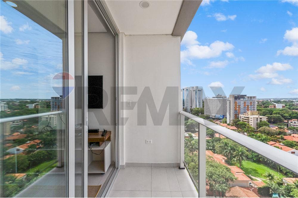 En venta departamento piso 11 dos dormitorios, foto 3
