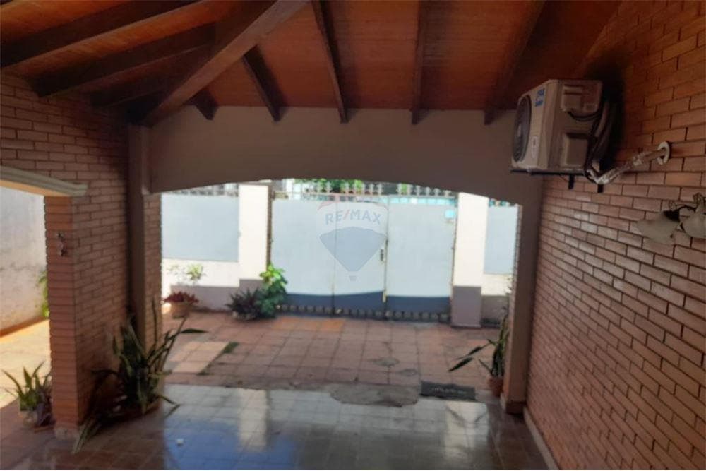 Casa en asuncion , barrio sajonia, foto 3