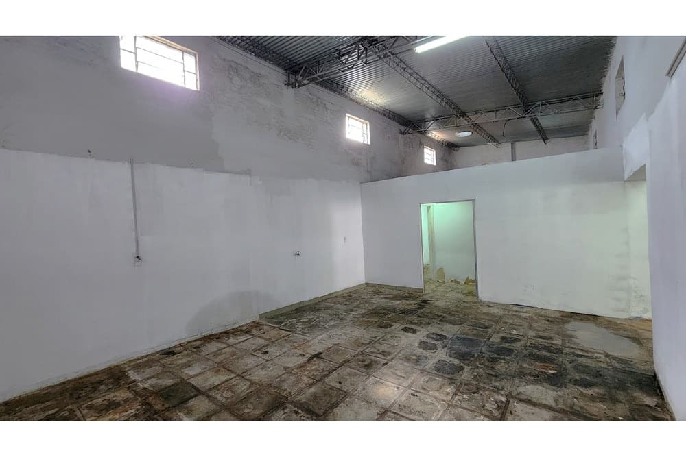 Depósito Comercial 310 m2 cubiertos - Z/ Mercado 4, foto 3