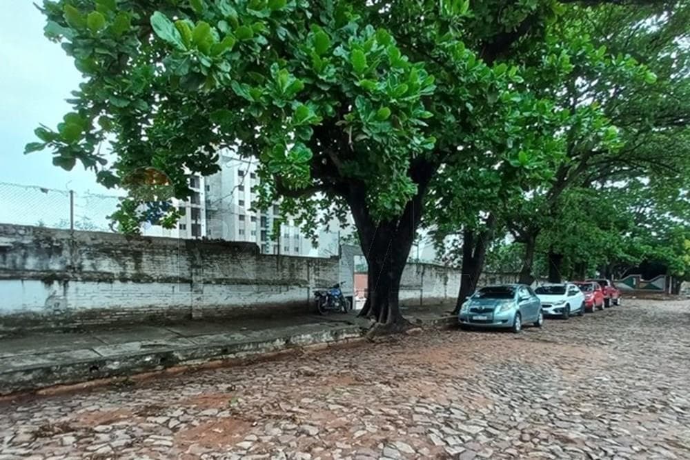 Vendo Terreno de 1722 m2 en Barrio San Vicente