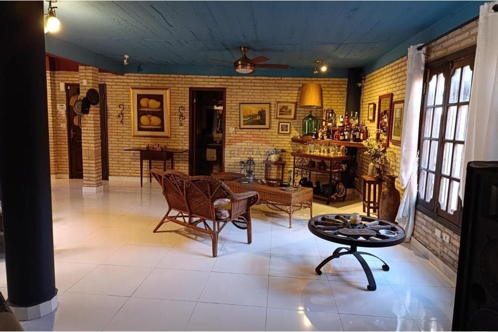 Casa Moderna en Venta en Luque - Cuarto Barrio, foto 4