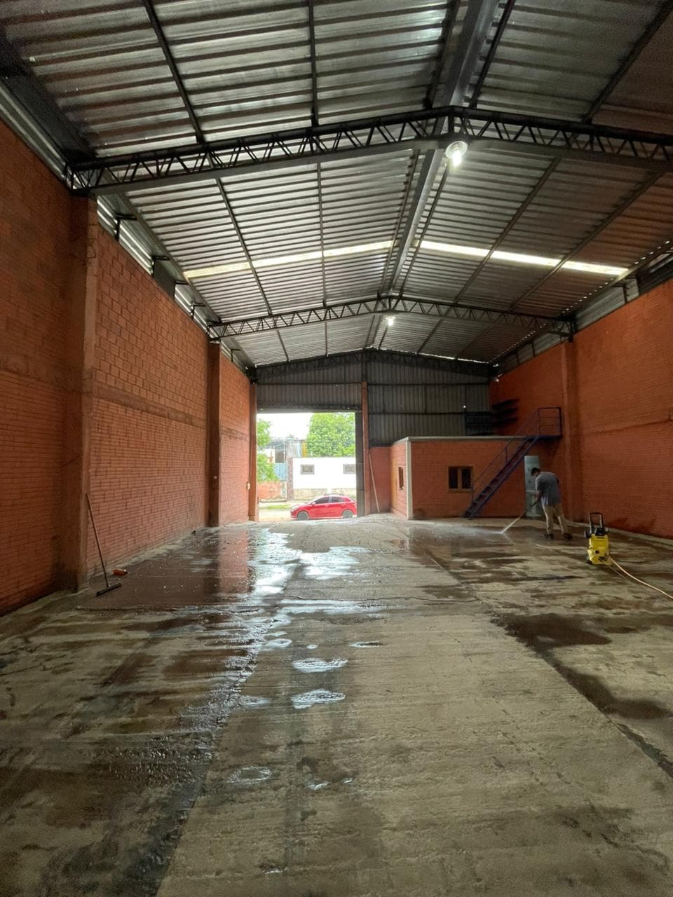 Deposito de 420m2 - en alquier y venta - mra, foto 3