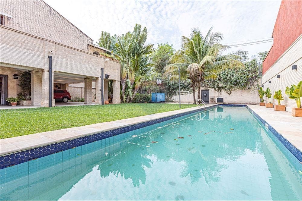 Hermosa residencia en venta zona "Barrio Jara"