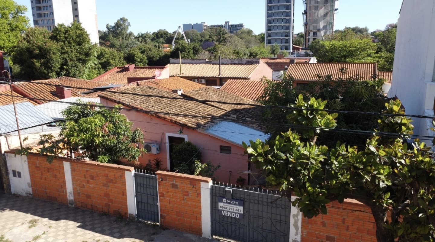 *En venta terreno con amplio frente en Barrio Mburucuyá.*, foto 3