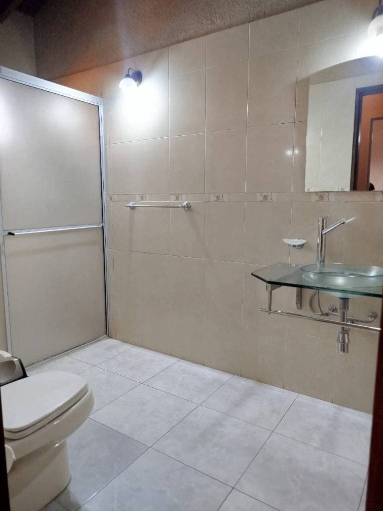 Duplex de 4 dormitorios en San Lorenzo, foto 2