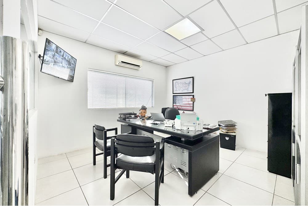 Local Comercial - Venta - Herrera, Paraguay — foto 4