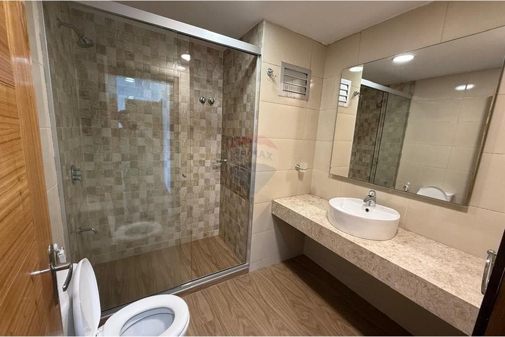 Departamento en lambare zona yacht — foto 3