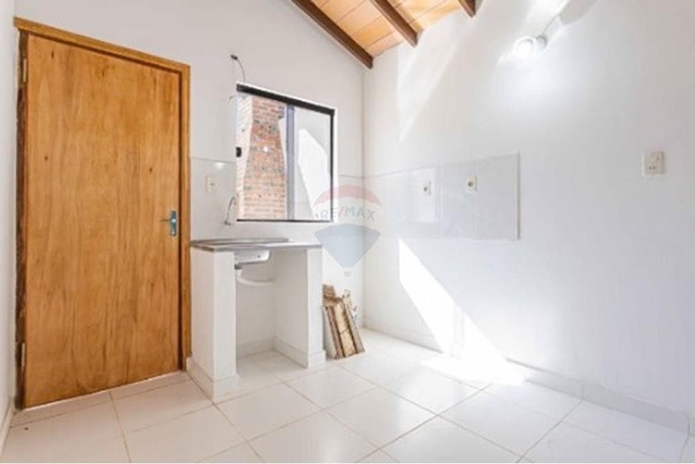 Casa - Venta - Paraguay Central Luque, invierte en un hogar cómodo!, foto 2