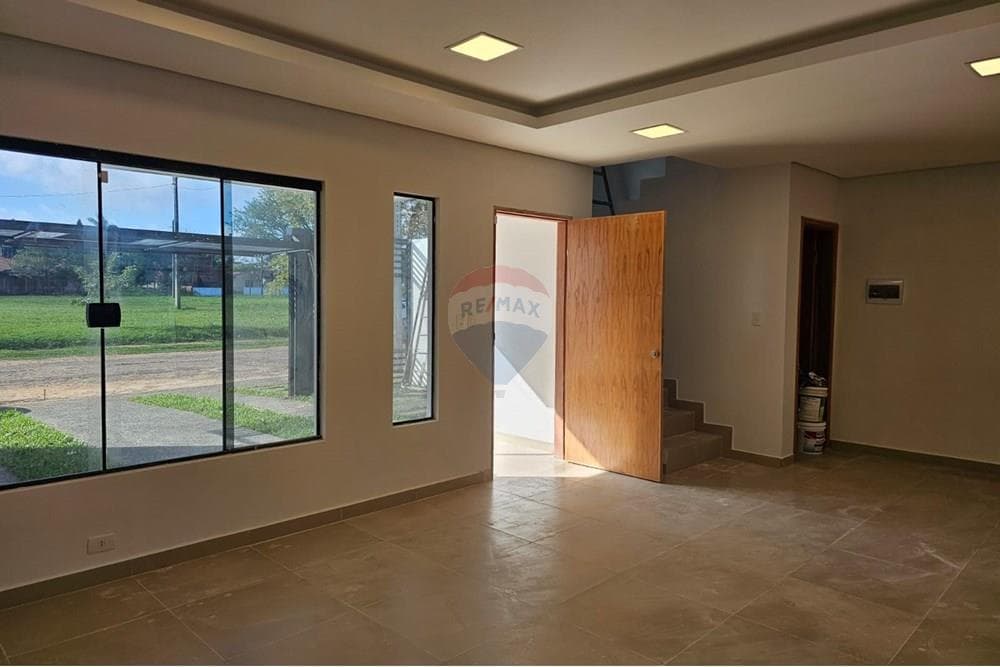 Duplex - Venta - Luque, Paraguay, invierte en un nuevo hogar!, foto 2