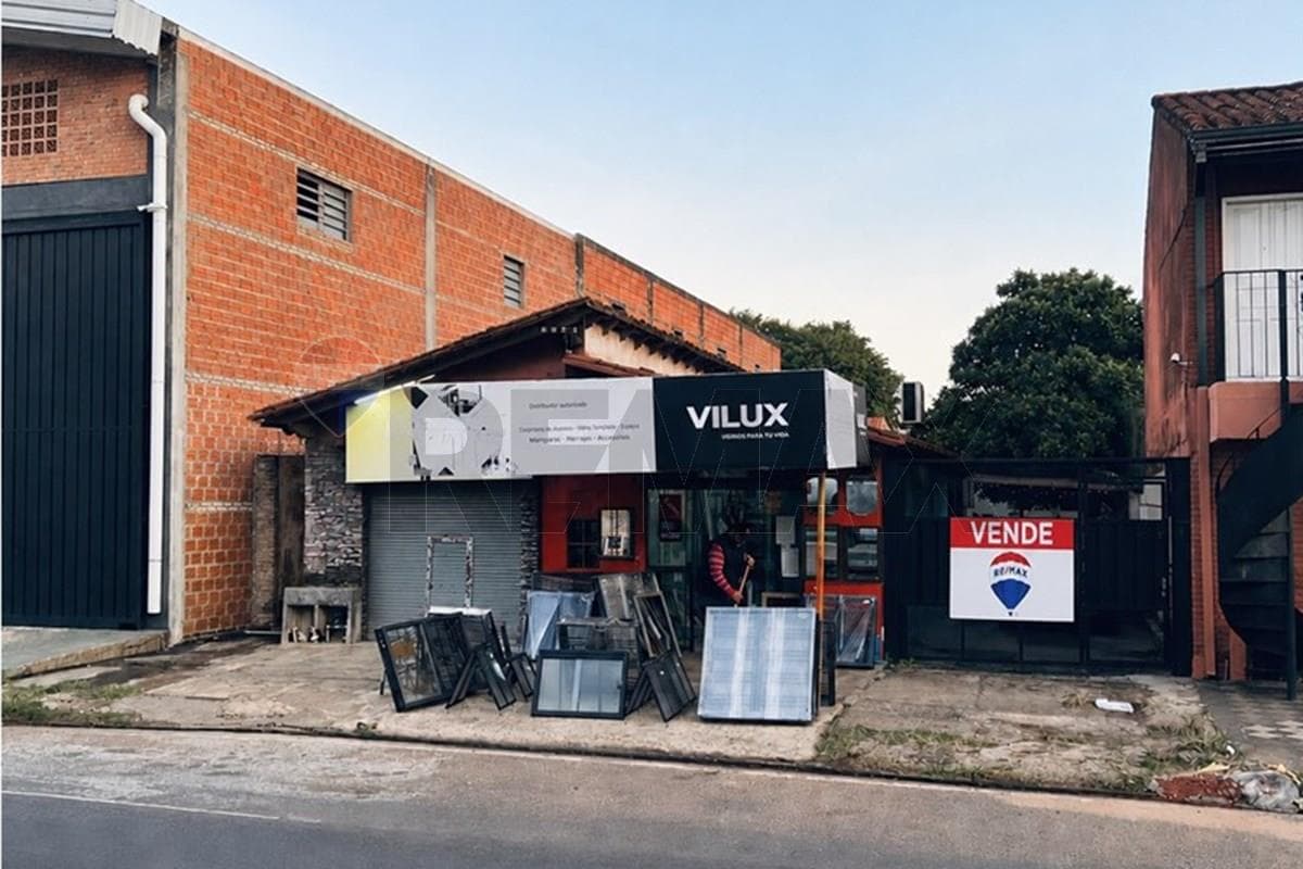 Terreno Comercial Sobre Defensores Del Chaco, foto 1