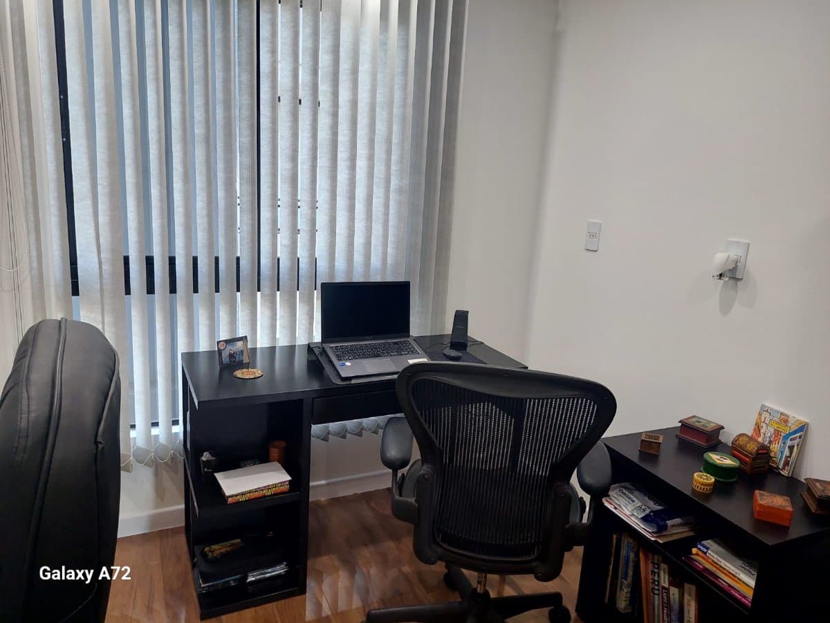 Departamento amoblado de 3 dormitorios en barrio laureles — foto 2