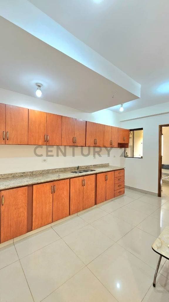 En alquiler duplex de 3 dormitorios Zona Rakiura Luque, foto 4