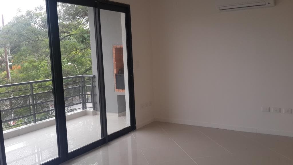 Departamento En Venta De 2 Habitaciones, Parque Perón, Barrio Santa Librada, foto 2