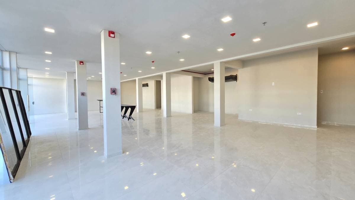 Local comercial a estrenar de 152,91 m2 . Id 46962