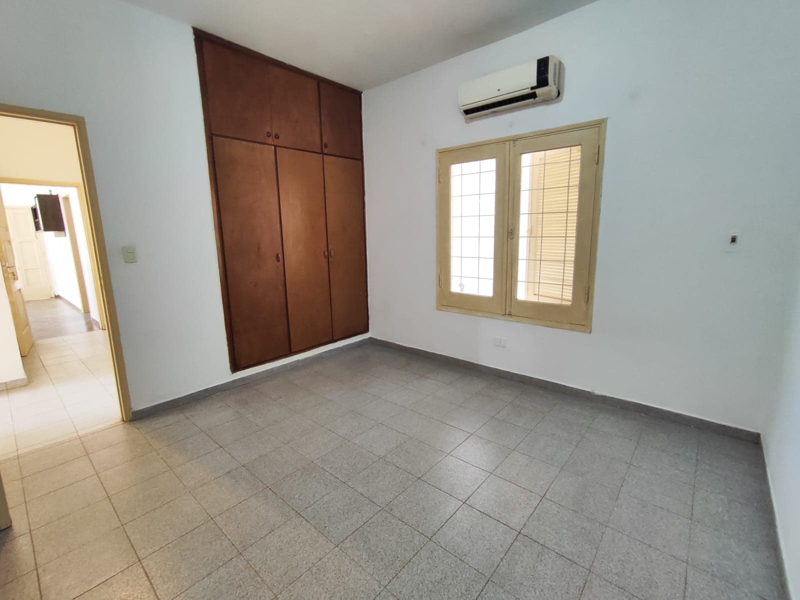 Amplia residencia para oficina — foto 4