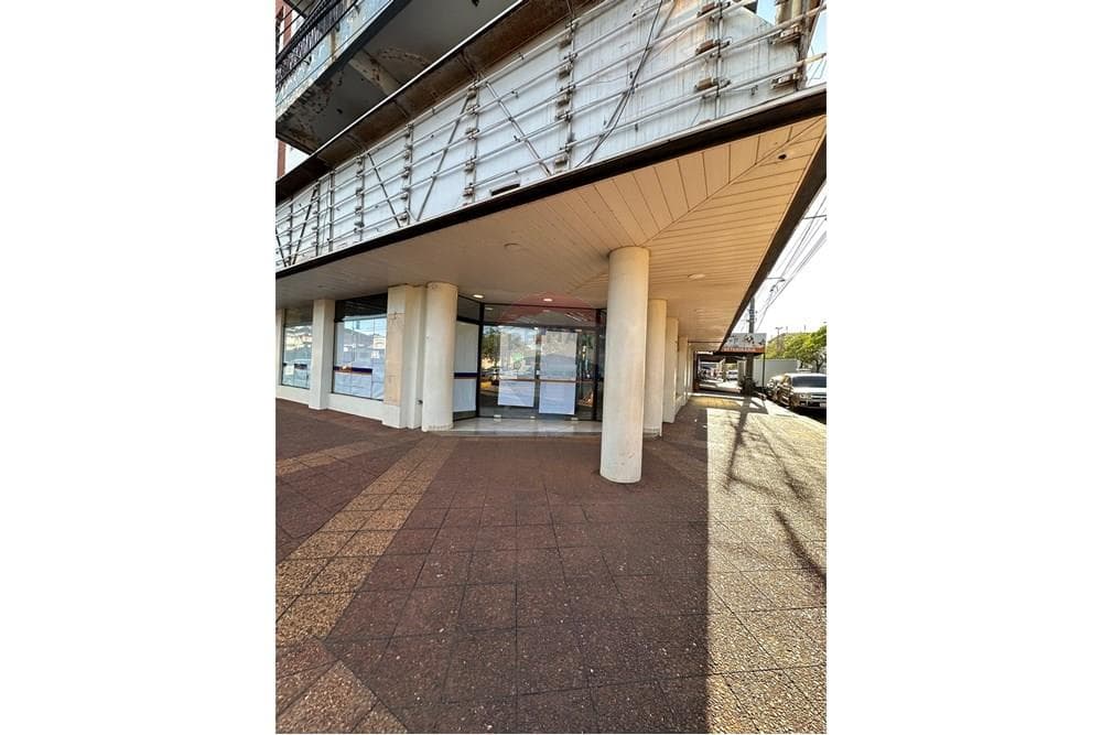 Local Comercial - Alquiler - Encarnación, Paraguay, foto 4