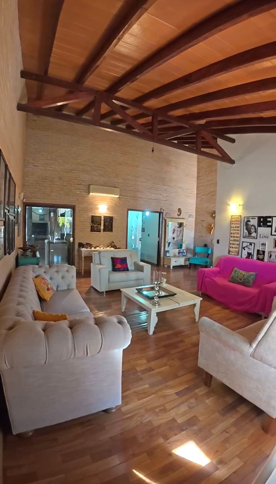 Gran residencia a una cuadras del colegio liberty, foto 2