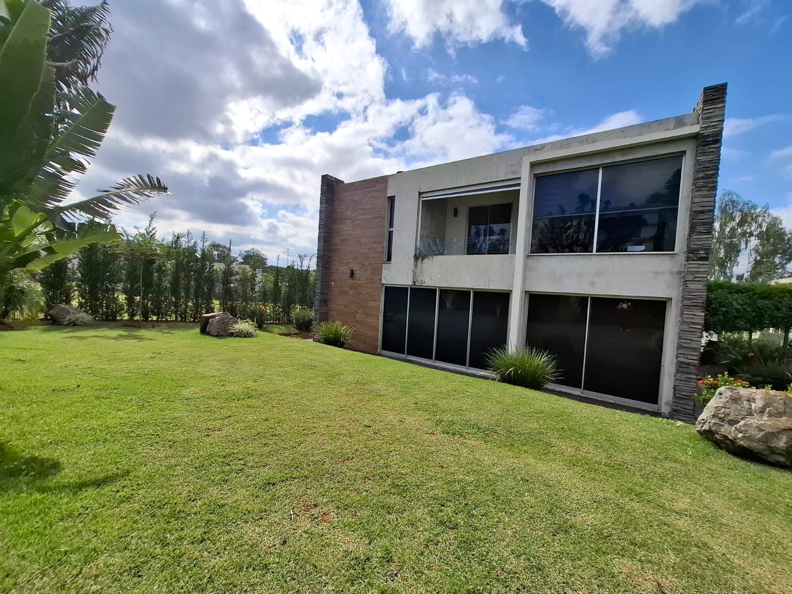De Residencia En Aqua Village, A Metros Del Lago!!, foto 3