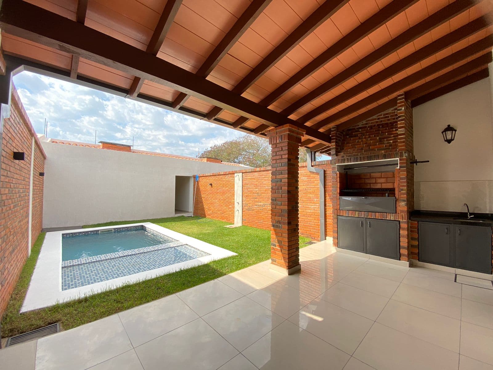 Dúplex a estrenar en Luque zona Rakiura, foto 3