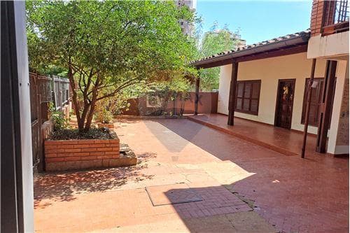 Terreno-Venta-PY Asunción Madame Lynch COD.136, foto 2