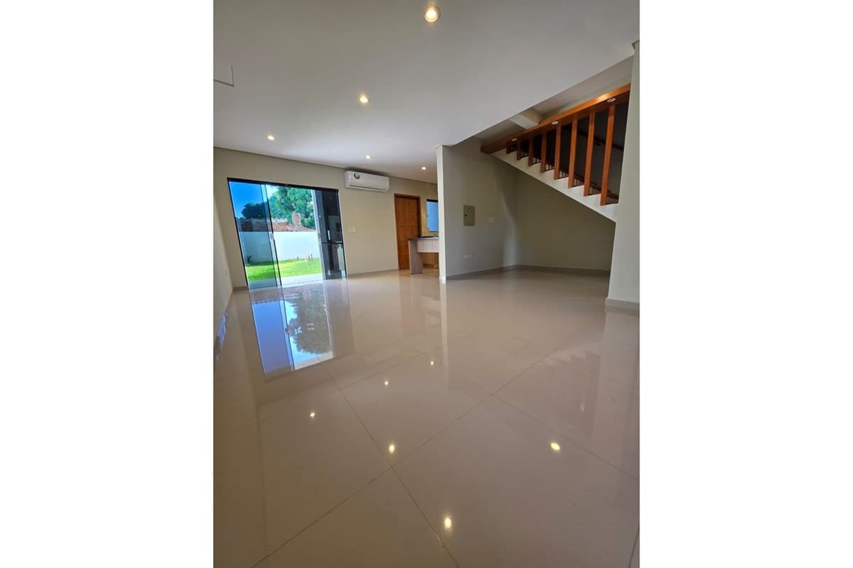 Dúplex a Estrenar 3 Dormitorios | Totalmente Equipado | San Lorenzo — foto 2