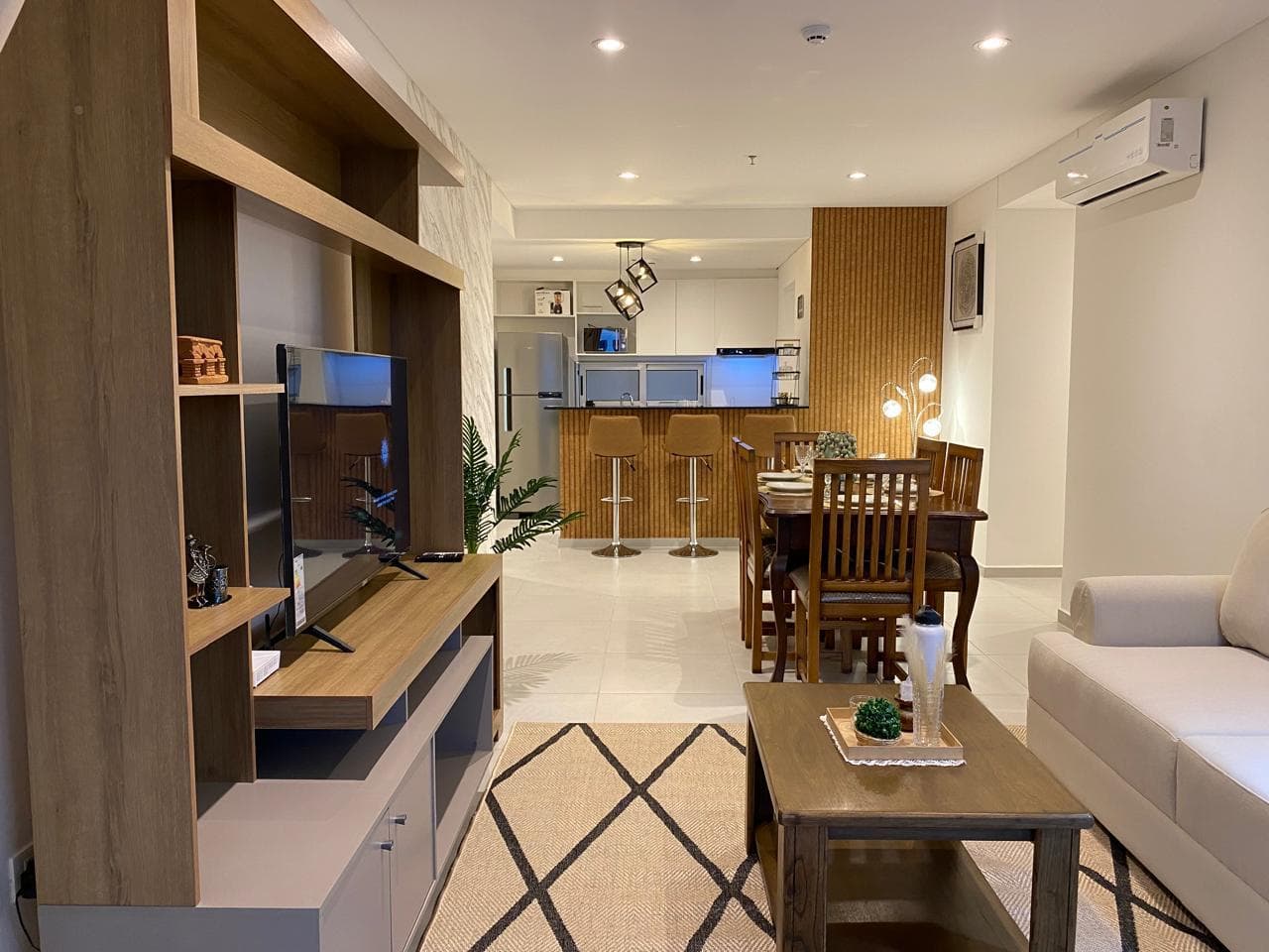 Zona boggiani en alquiler departamento de 2 dormitorios finamente amoblado, foto 1