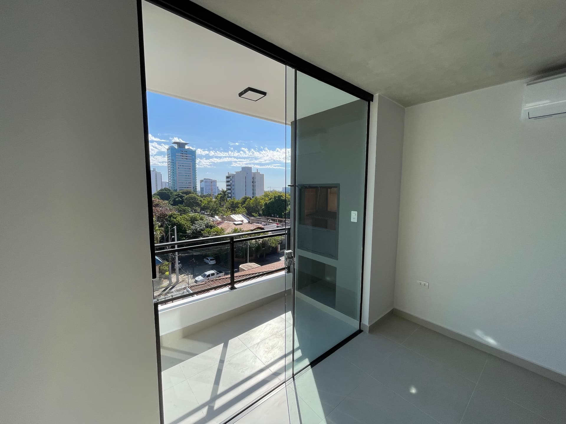 departamento de 3 habitaciones y 2 cocheras en Insignia City 2, foto 3