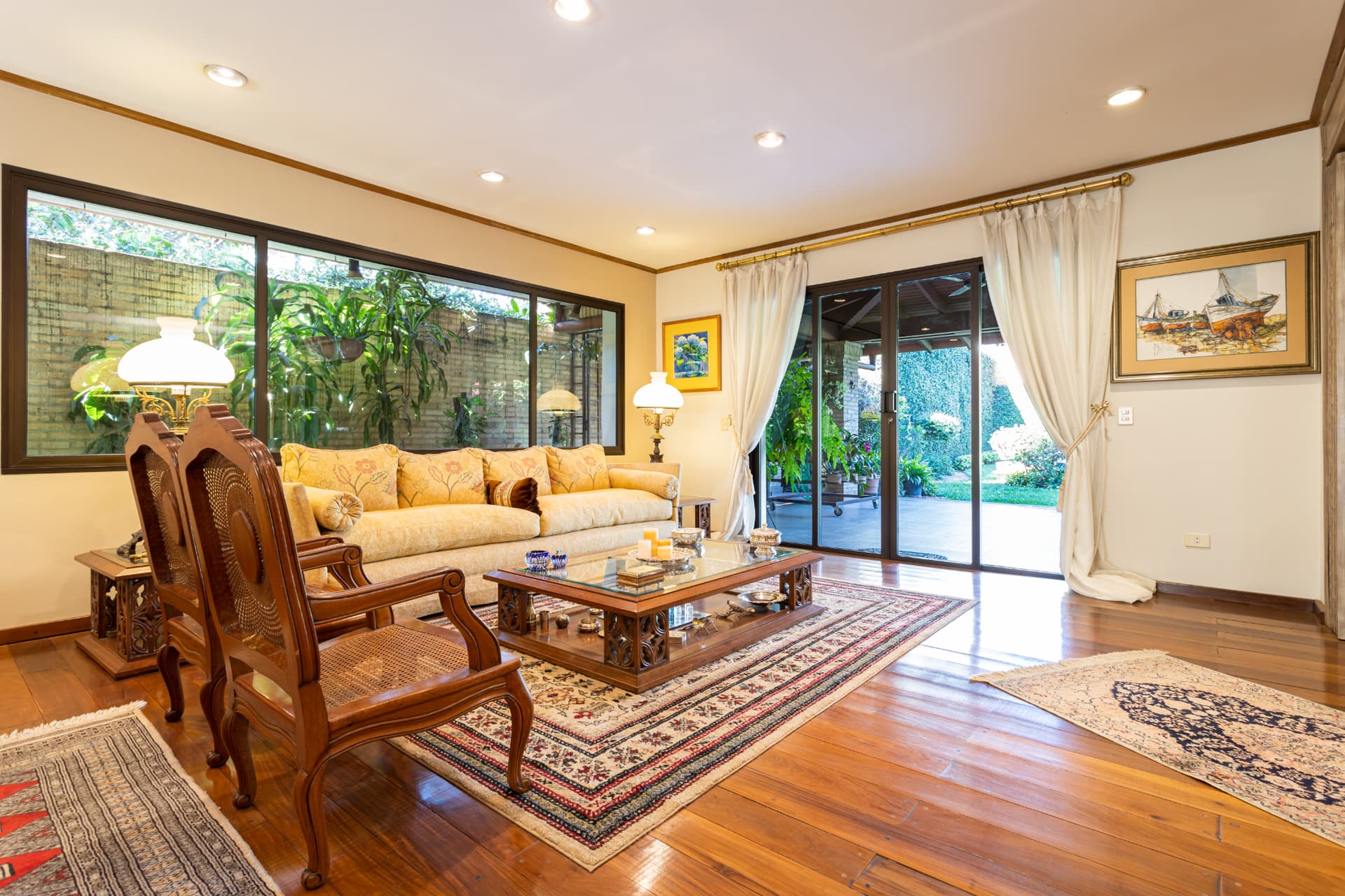 En Venta Elegante Residencia - Barrio Carmelitas, foto 4