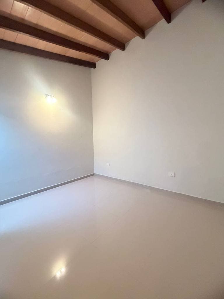 Duplex en lambare — foto 2