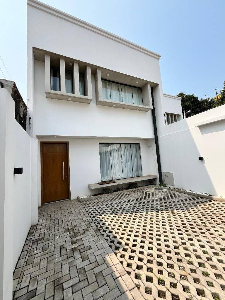 Duplex en loma pyta, Asunción, foto 3