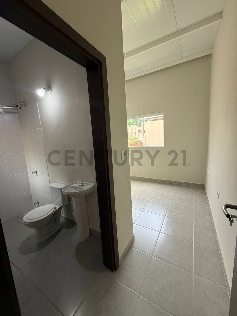 de Casa en Condominio en Luque, Central | ID: 47041 — foto 2