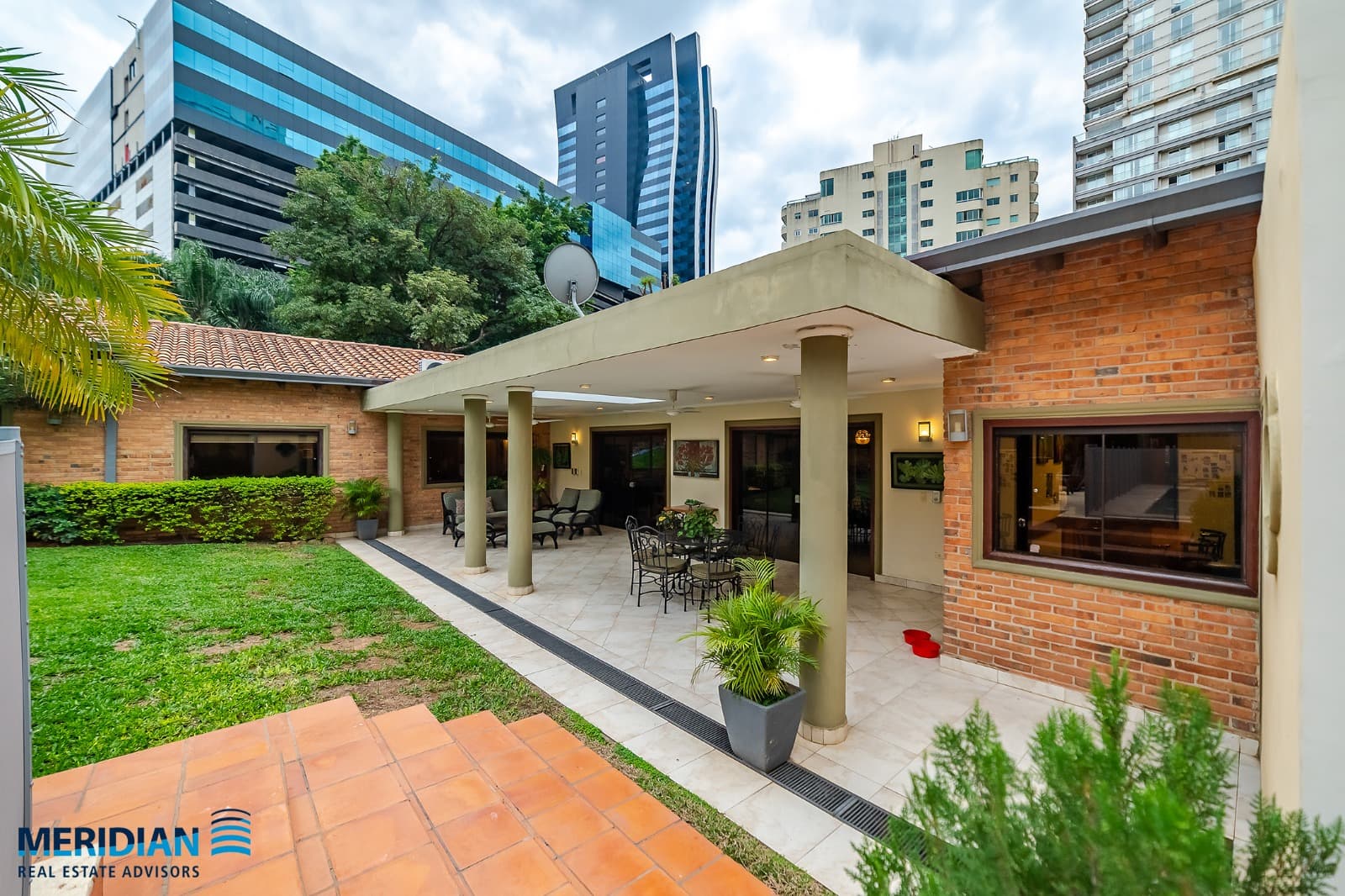 En venta propiedad de casi 1.000 m2 de terreno! Detras del Paseo la Galeria!, foto 4