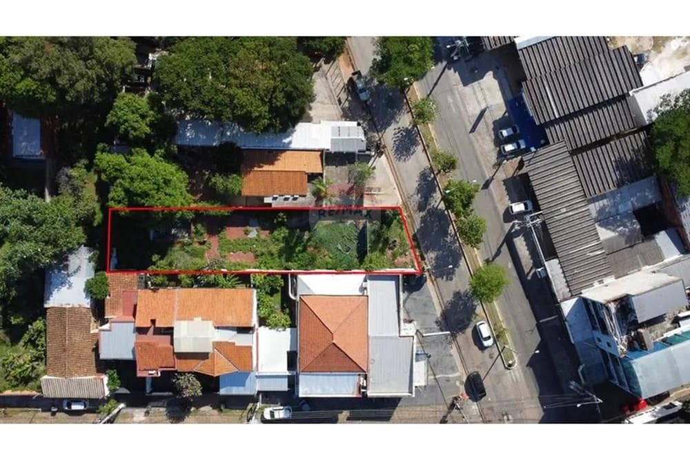 Venta-terreno 623m² -zona comercial -Lambaré