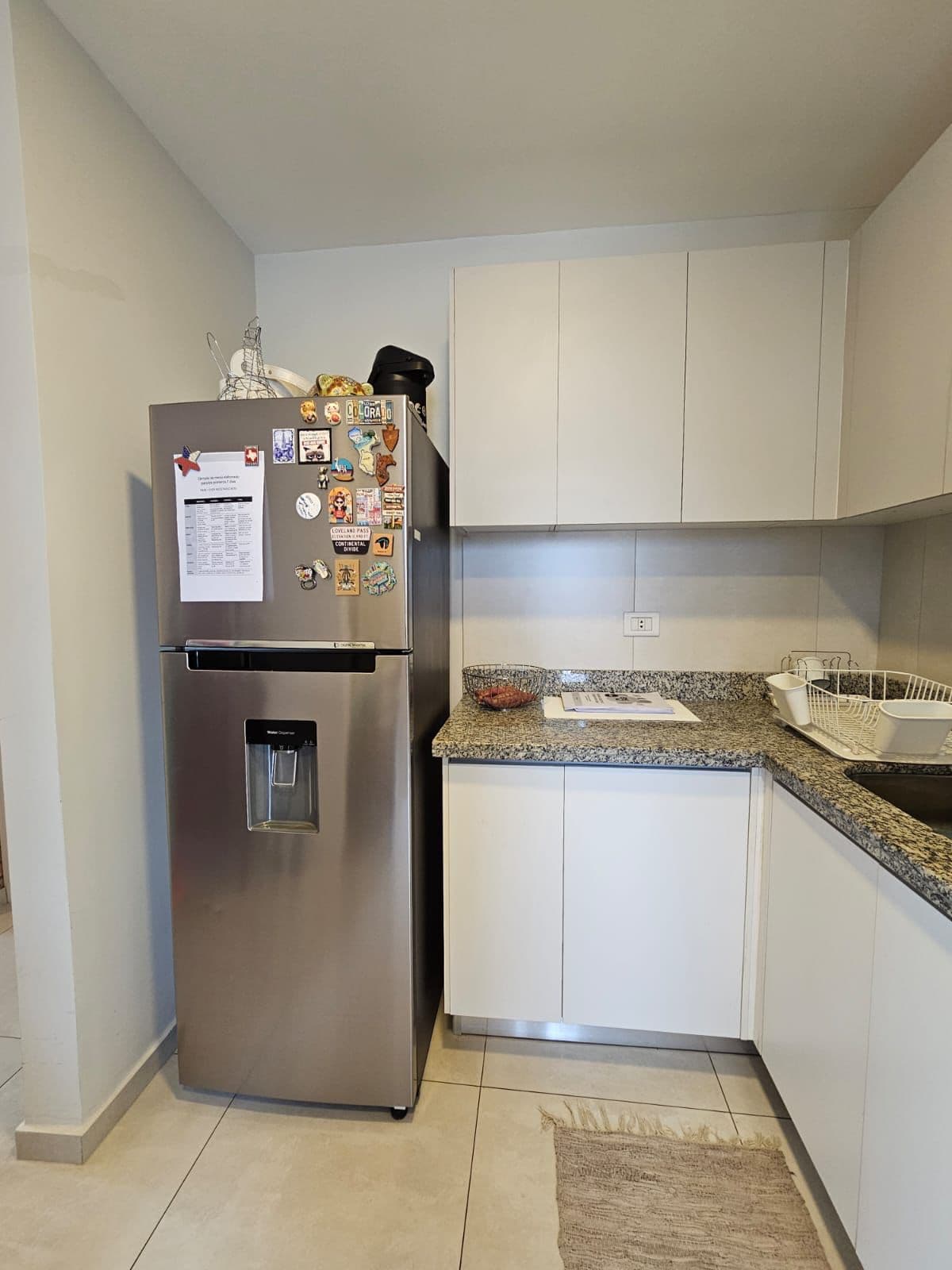 Departamento amoblado en los laureles 950 usd, foto 2